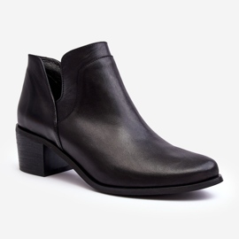 Lederstiefeletten mit ausgeschnittenen High Heels in Schwarz von Dalros 2