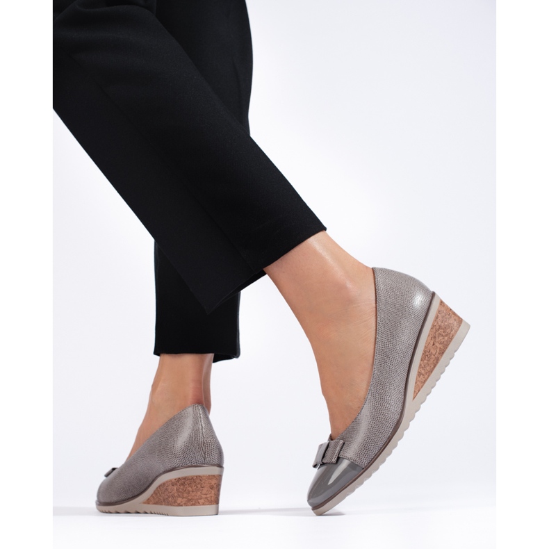 W. Potocki Graue Damenpumps von Potocki mit niedrigem Keilabsatz 1