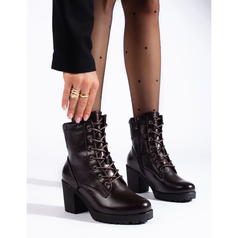 Braune Stiefeletten von Daszyński 1