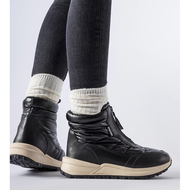 Schwarze isolierte Ritter-Schneestiefel mit Reißverschluss 1