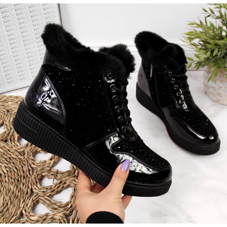 Isolierte Lederstiefel auf der Rieker W 93312-Plattform, schwarz 1