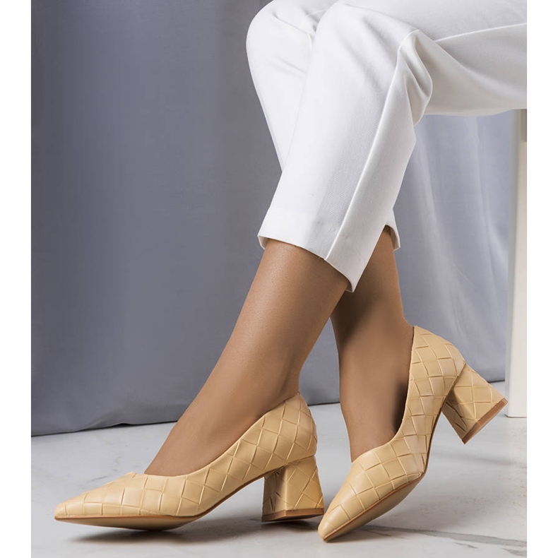 BM Beige Pumps mit hohem Absatz von Migne 1