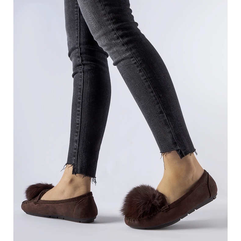 Braune isolierte Hausschuhe mit Marchetti-Bommel 1