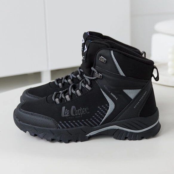 Lee Cooper Schwarze isolierte Herrenstiefel LCJ-22-01-1399M Schwarz 1