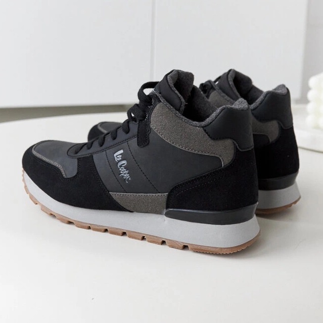 Schwarze Lee Cooper LCJ-23-31-3066M-Sneaker 1