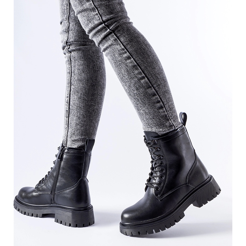 Schwarze isolierte Puyallup-Stiefel 1