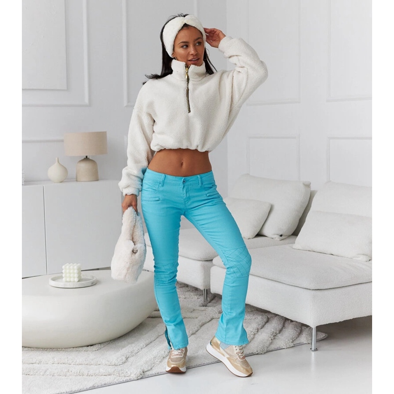 Goldene, isolierte Deleon-Sneaker mit Glitzer 1