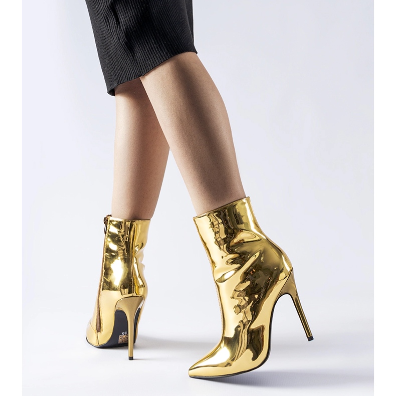 Gaetana goldene Lack-Stiletto-Stiefeletten 1