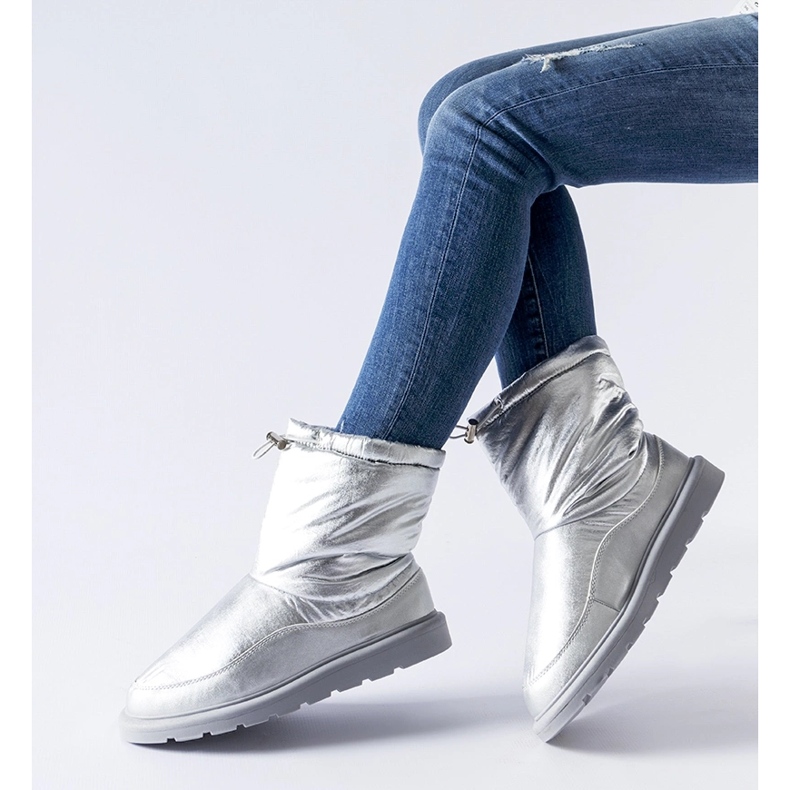 Silberne, isolierte Whitetail-Schneestiefel 1