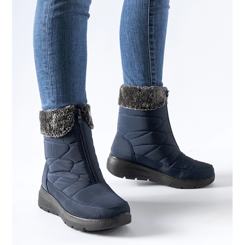 Marineblaue Schneestiefel mit Keilabsatz von Brownton 1