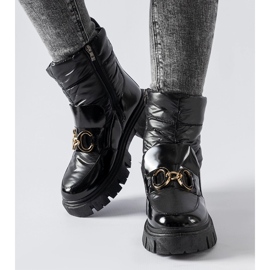 Schwarze Lack-Schneestiefel mit Winterschnalle 3