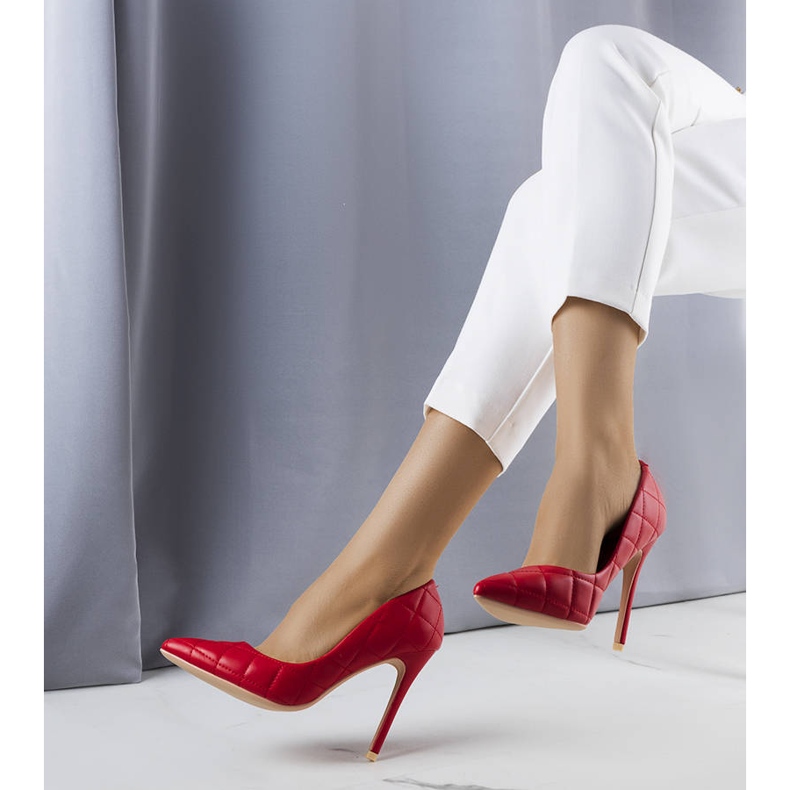 BM Lore rot gesteppte Absätze 1