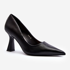 Klassische schwarze High Heels von Delimena mit spitzer Zehenpartie 2