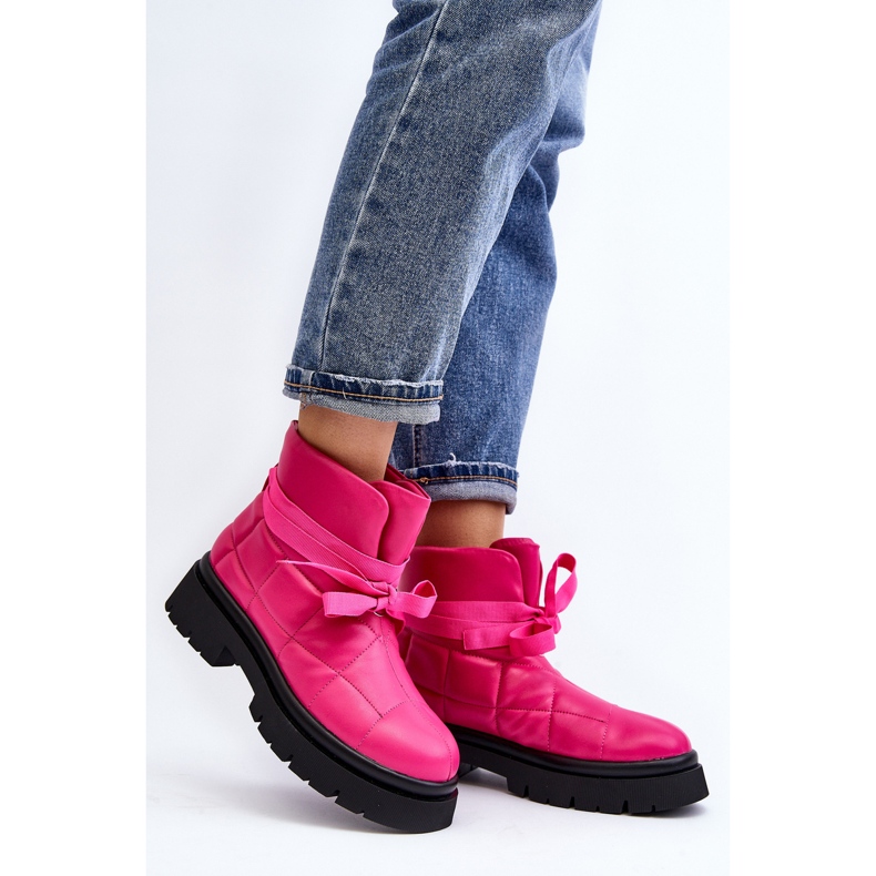 Damen-Stiefeletten mit Steppung und Schnürung in Rosa von Bizzanti 2