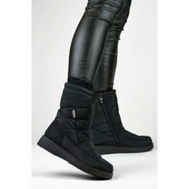 Isolierte, gesteppte Damen-Schneestiefel mit niedrigem Plateau und Fell schwarz 2