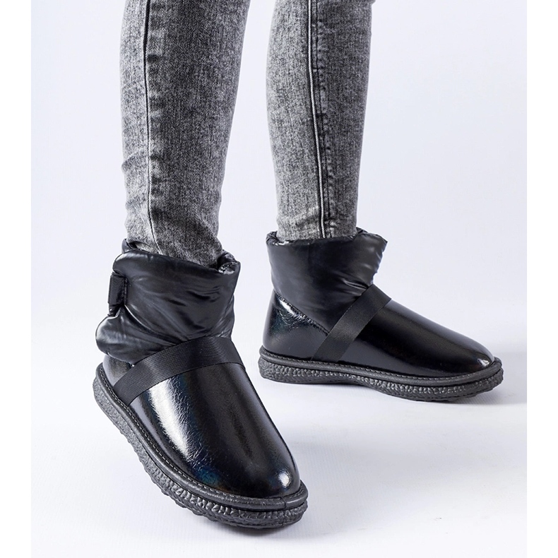 Schwarze glänzende kurze Delaune-Schneestiefel 1