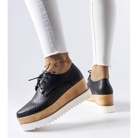 Schwarze durchbrochene Keilschuhe von Laurent 2