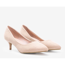 Beige Pumps auf dem Like you Low Heel 1