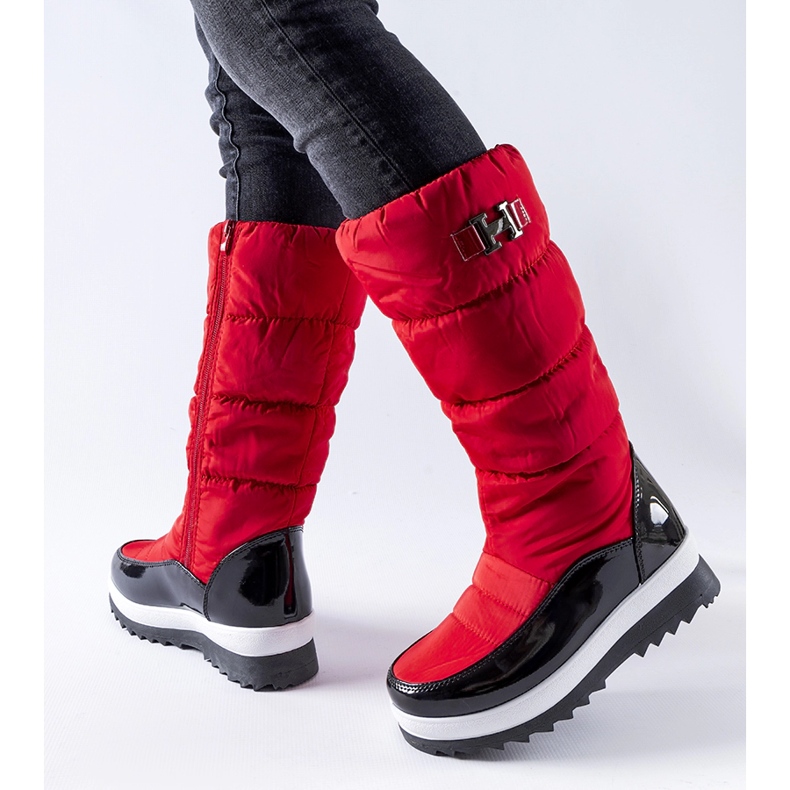 Rote isolierte hohe Schneestiefel von Canneto 1