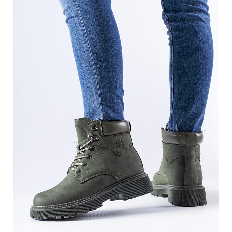 Grün isolierter klassischer Bentley-Arbeiter 1