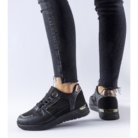 Schwarze Sneaker mit Zierfaden von Facondo 2