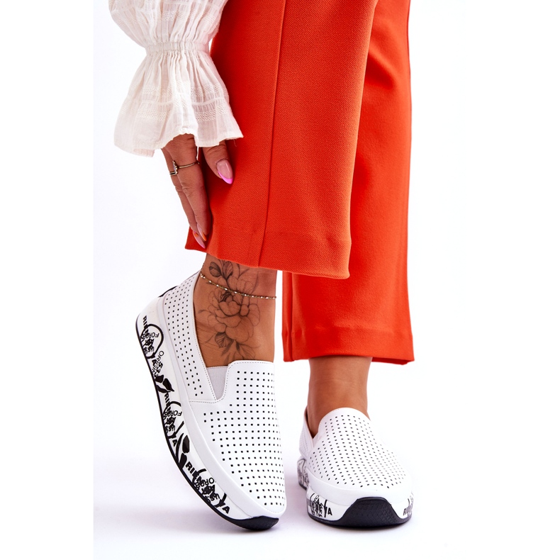 S.Barski Durchbrochene Slip-On-Sneakers aus Leder Weiß Gedra 1