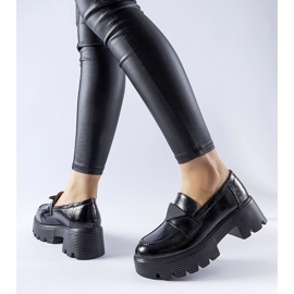 Schwarze Eligio-Loafer aus Lack 1