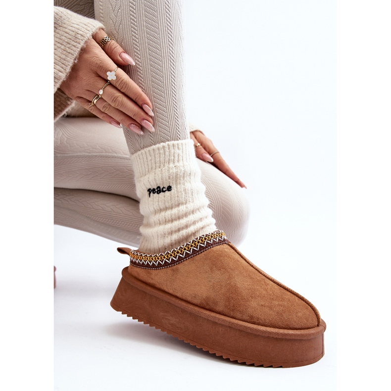 Hausschuhe mit dicker Sohle aus Öko-Wildleder Camel Sylva braun 2