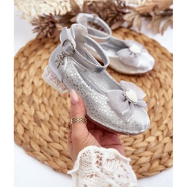 Kinder-Ballerinas mit silberner Schleife Nanthea 2