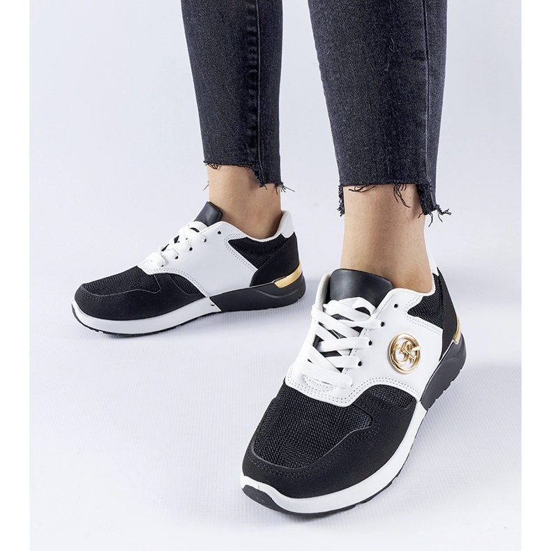 Schwarz-weiße Almenno-Sportsneaker 1