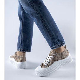 Braune Turnschuhe, verziert mit dem Cavi-Monogramm beige 1