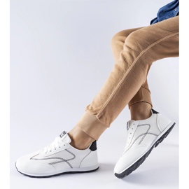 Weiße Sport-Sneaker von Pinarella 1