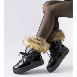 Schwarze isolierte Schneestiefel von Battle mit Fell 1