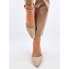 Ingrid Khaki-Pumps mit hohen Absätzen und Strasssteinen beige 1