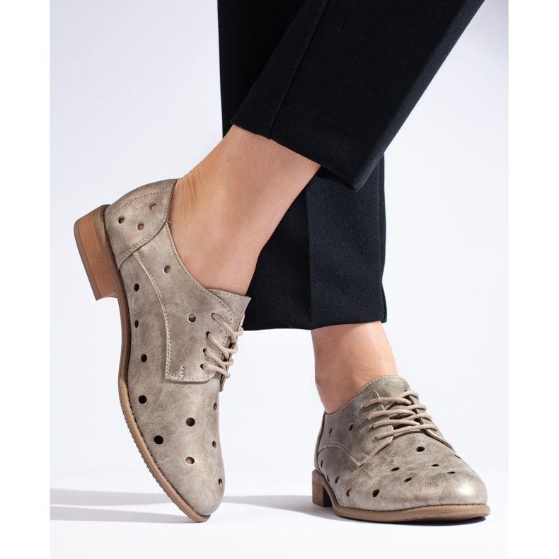 Daszyński goldene durchbrochene Damenschuhe 1