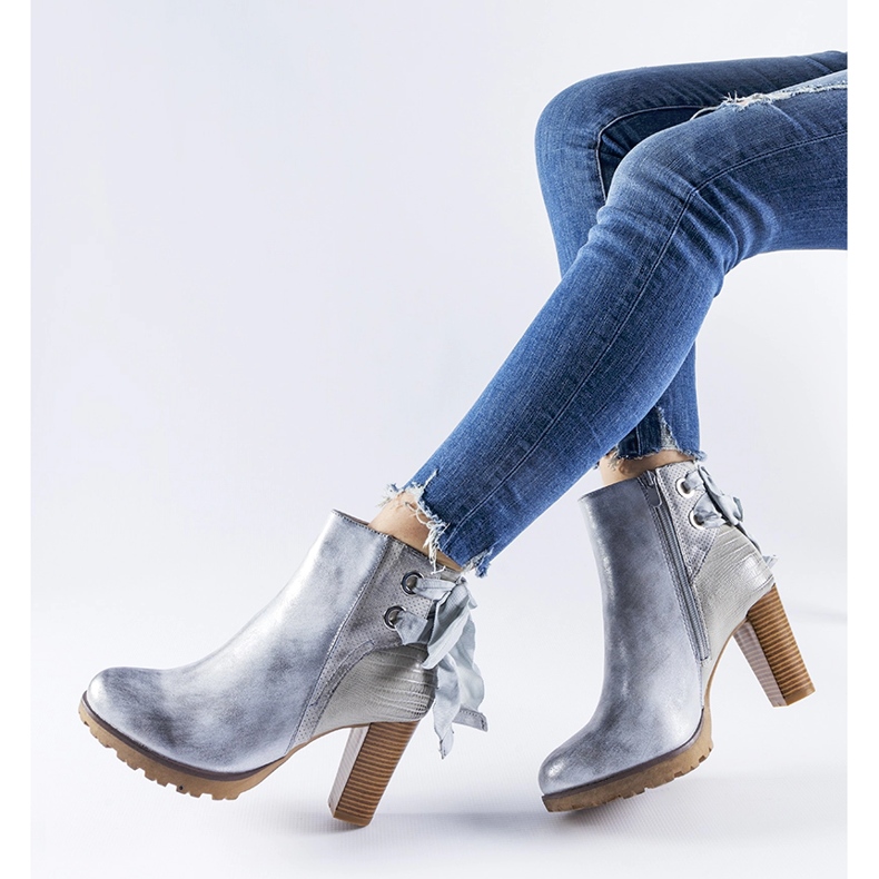 Silberne Bourgeois-Stiefeletten 1