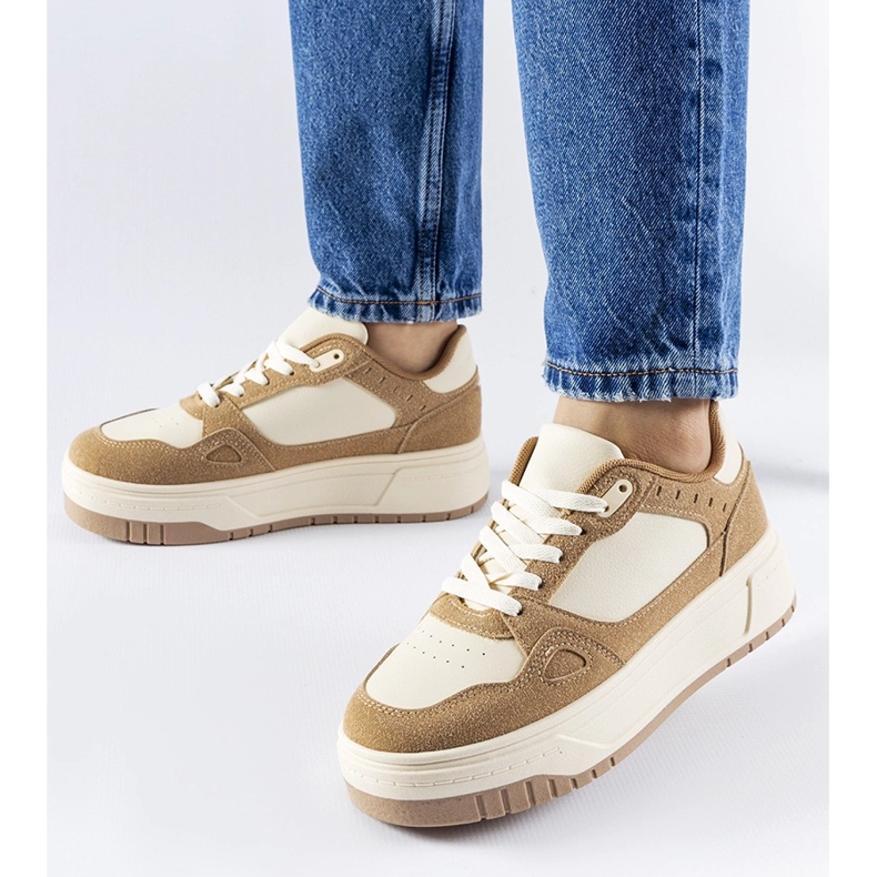 Beige-weiße Pomona-Plateau-Sneaker 1