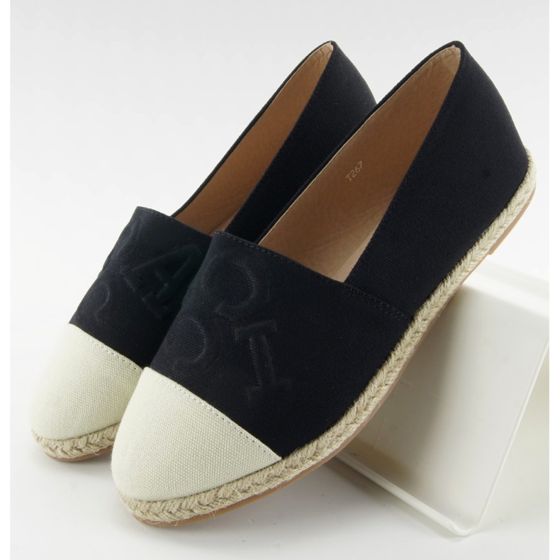 Esapdryle mit geprägten schwarzen Buchstaben T267 braun 1