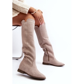 Zazoo 3407 kniehohe Wildlederstiefel mit flachen Cappuccino-Absätzen beige 2