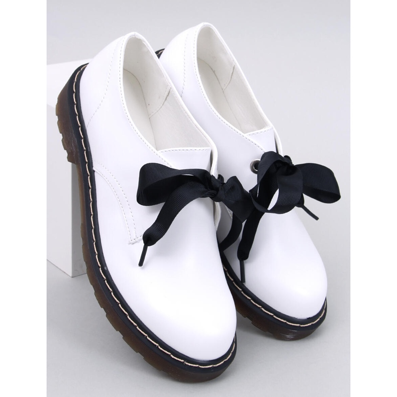Sherone White Doc Martens Mokassins weiß 1