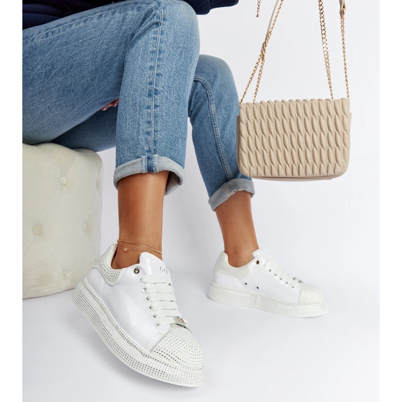 Weiße Sneakers mit Strasssteinen Goe NN2N4011 1