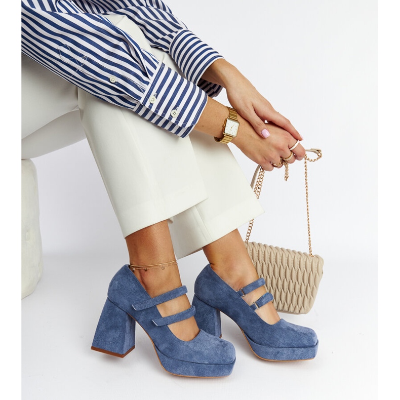 Chers blaue Pumps mit massivem Blockabsatz 1