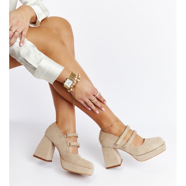 Beige Pumps mit massivem Blockabsatz Cher 1
