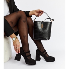 Cher schwarze Pumps mit massivem Blockabsatz 1