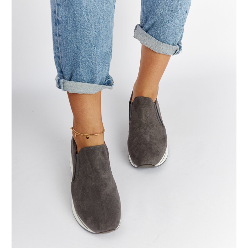 Graue Cliffside-Plateau-Sneaker 2