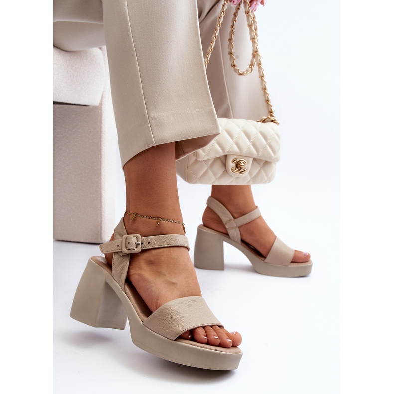 Zazoo 40386 Damen-Ledersandalen auf Block, Beige 1