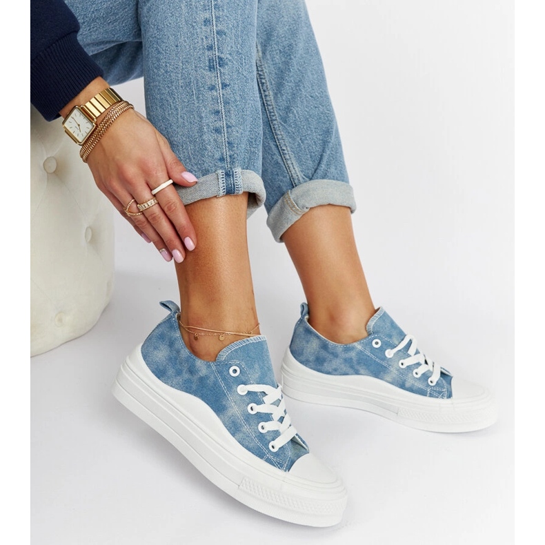 Blaue Blais-Plateau-Sneaker 1