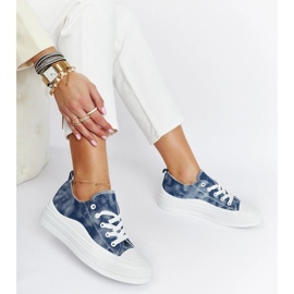 Marineblaue Blais-Plateau-Sneaker 1