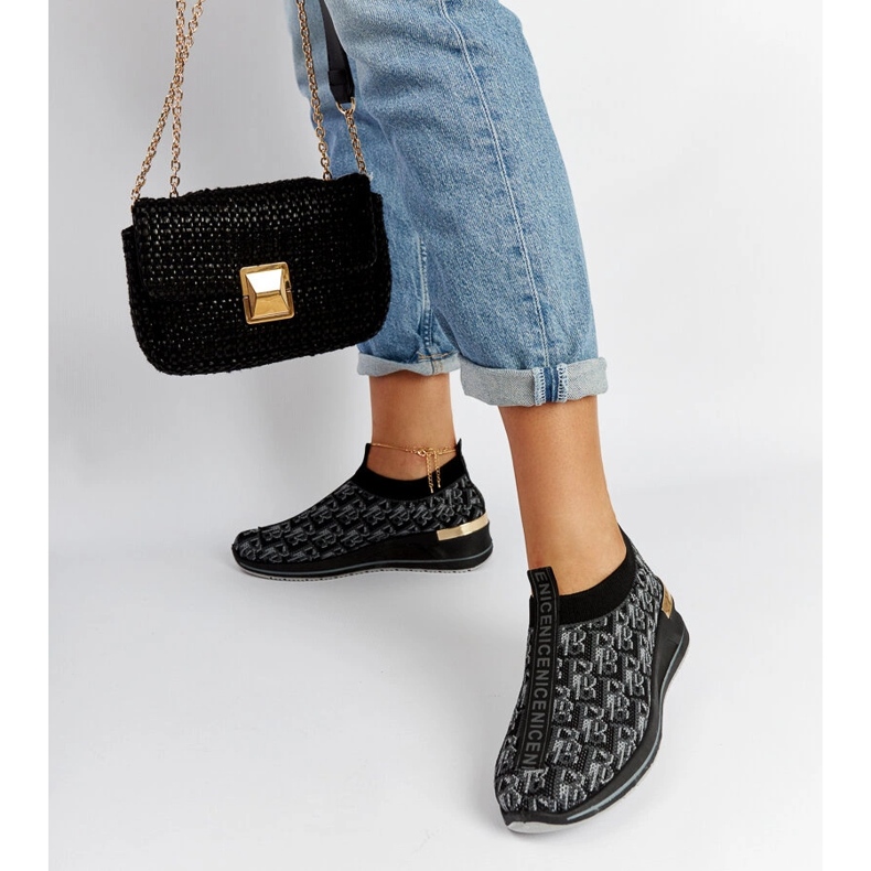 Schwarze und graue Slip-On-Tartano-Schuhe 1