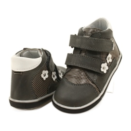 Mädchen Lederschuhe mit weißen Blumen 91904 grauer Bartek 4